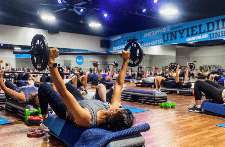 strength workout class at modern eos gym