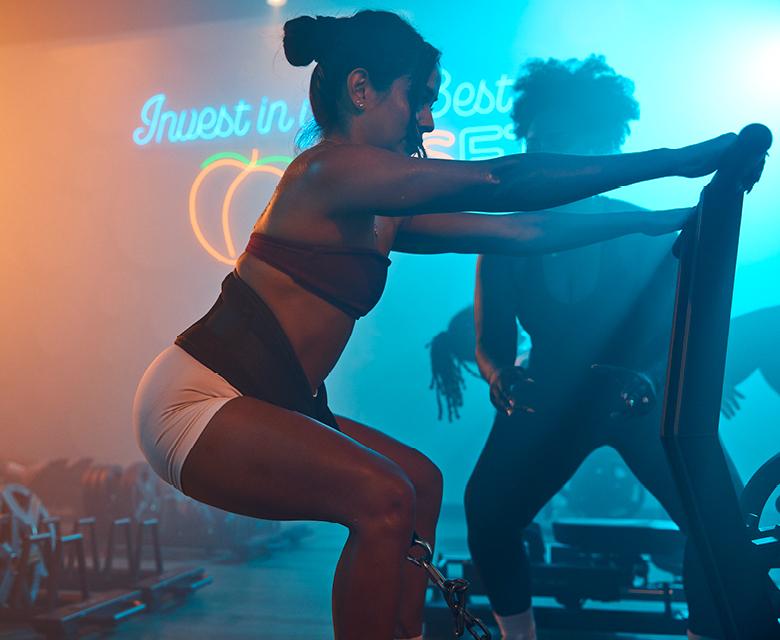 eos belt squatting together