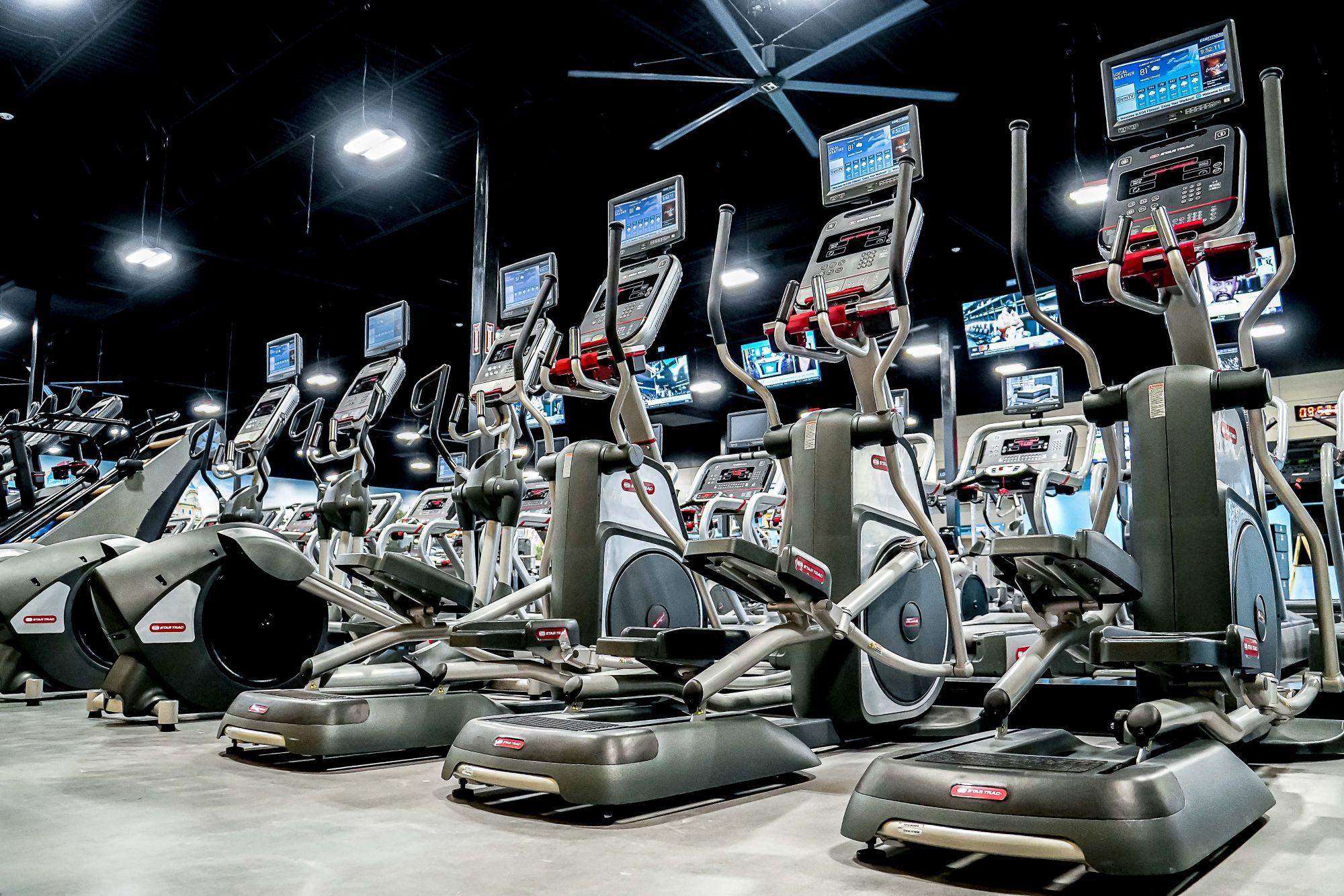 elliptical machines at eos fitness