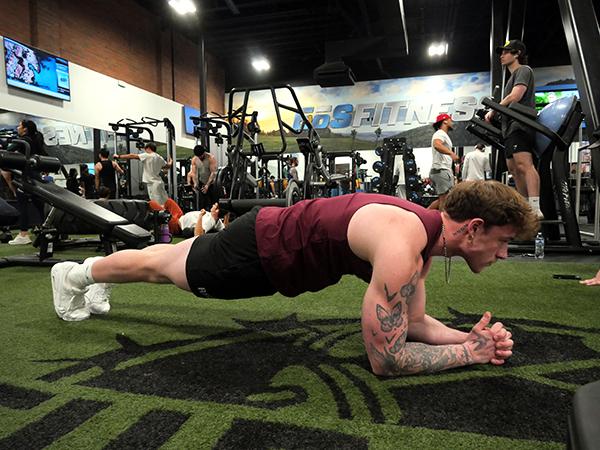 planks at eos fitness