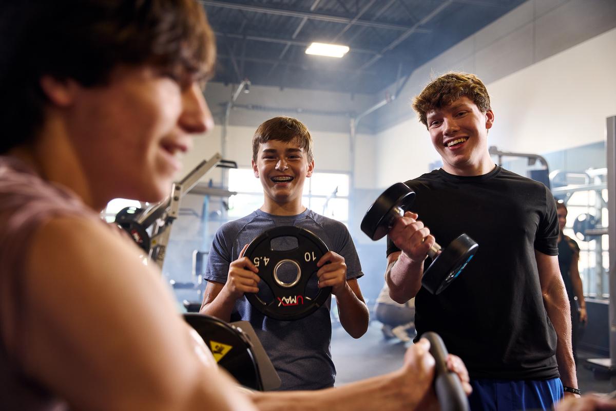 eos youth lifting together