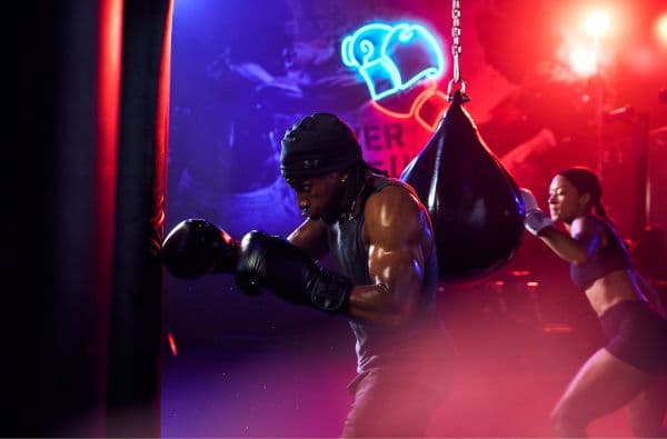 EōS boxing class workout