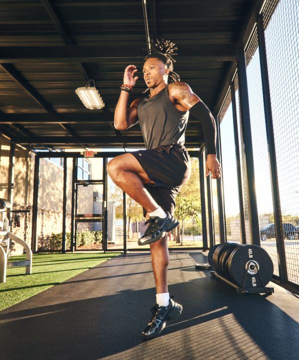 two eos gym members warming up for a big workout