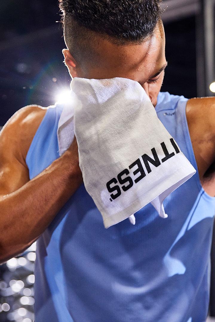Gym in Fort Worth, Texas at 6385 Camp Bowie Blvd | EōS